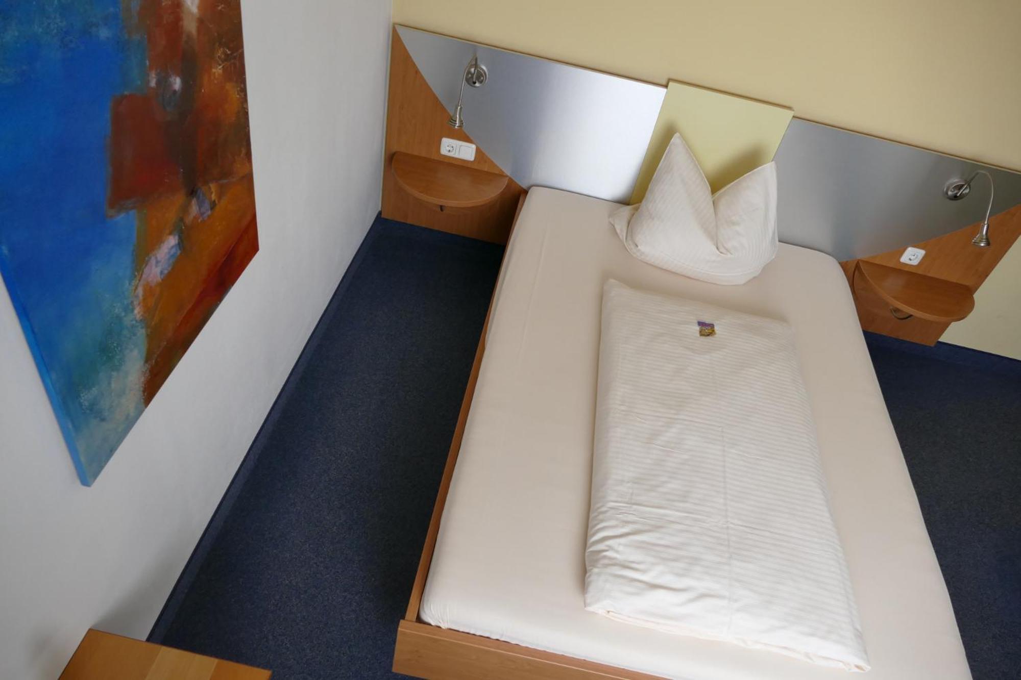 Hasi'S Hotel Grafing Eksteriør billede